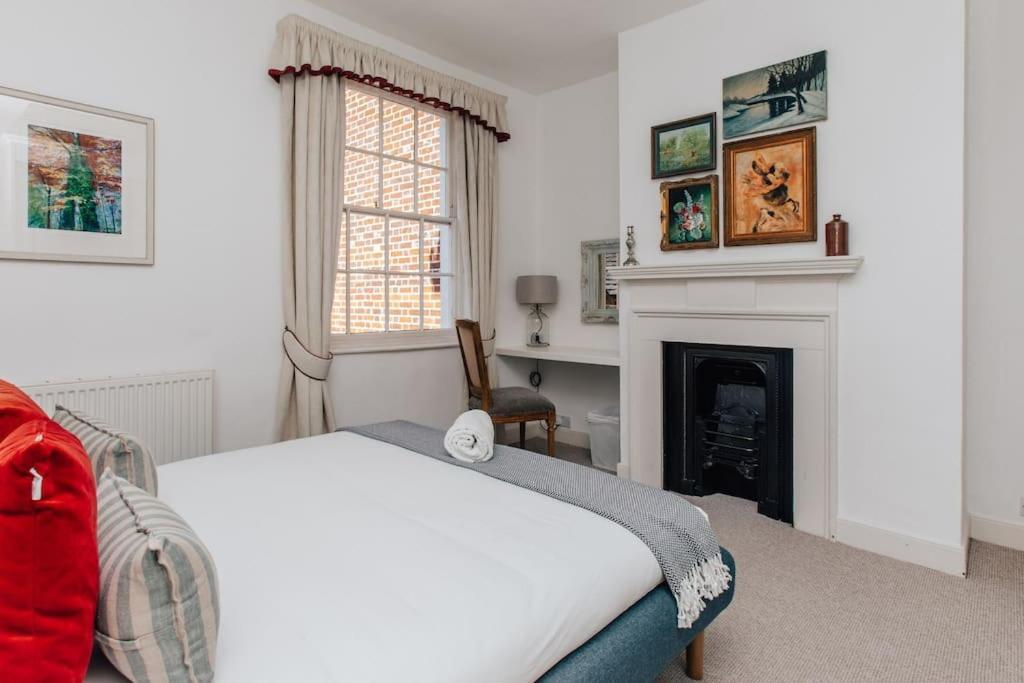 Dolls House - Luxury Townhouse *Sleeps 10* Villa Henley-on-Thames Exterior photo