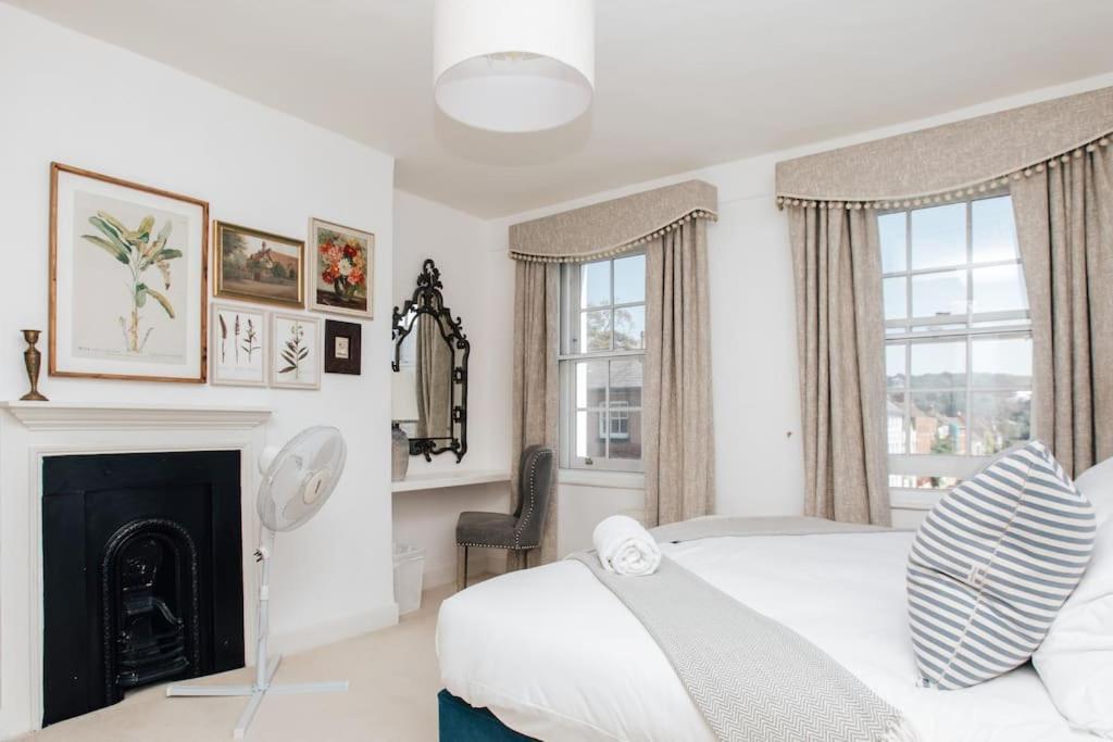 Dolls House - Luxury Townhouse *Sleeps 10* Villa Henley-on-Thames Exterior photo