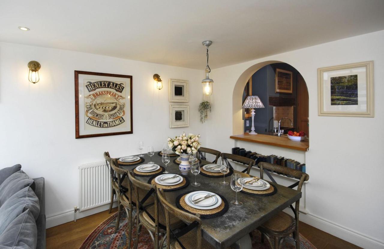 Dolls House - Luxury Townhouse *Sleeps 10* Villa Henley-on-Thames Exterior photo