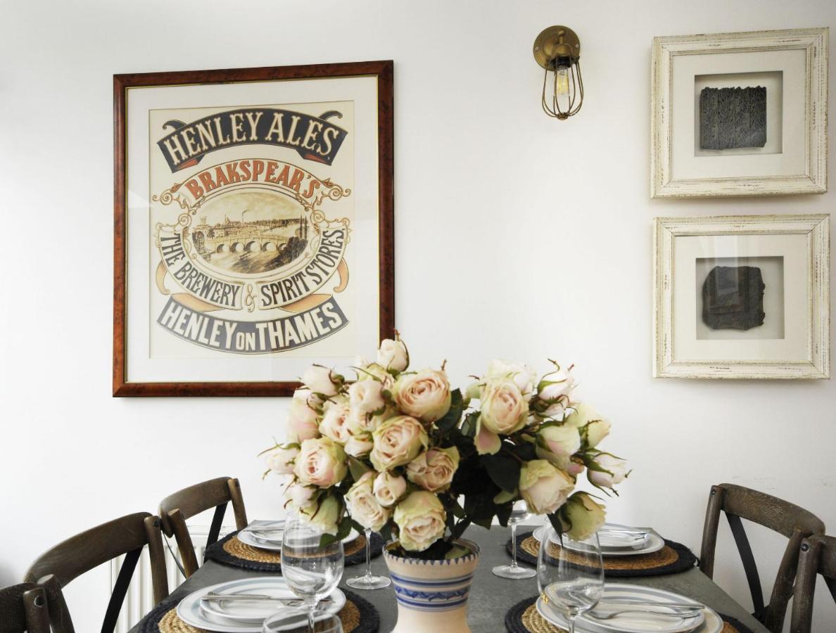 Dolls House - Luxury Townhouse *Sleeps 10* Villa Henley-on-Thames Exterior photo